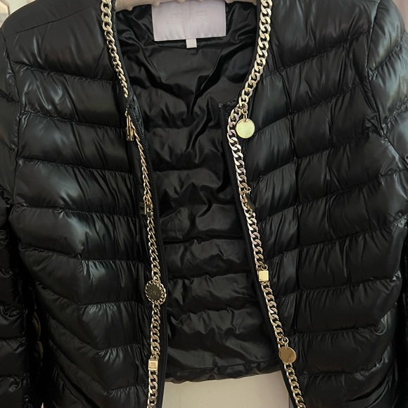 Elisabetta Franchi  Women's Black Puffer Jacket with Chain Detail - Picture 2 of 6